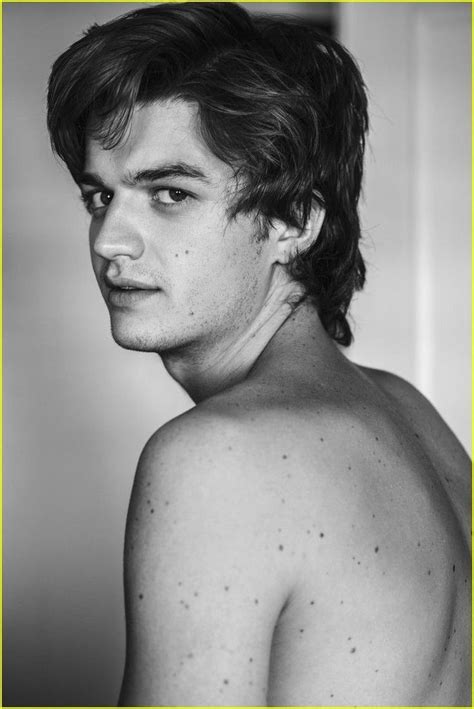 joe keery fake nudes|Joe Keery Nude — Pictures & NSFW Video Clips!